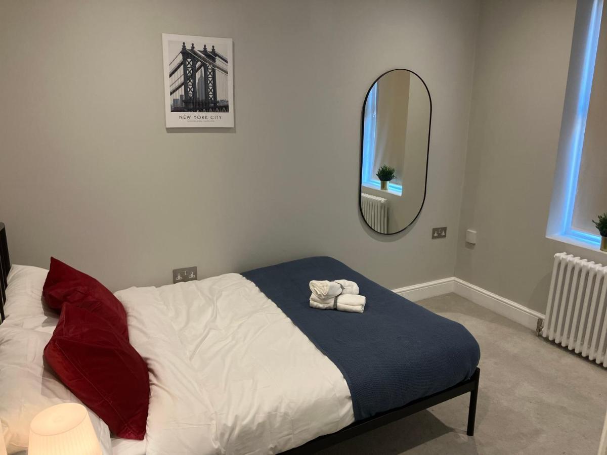 Spectacular 2 Bed Apartment With Lovely Terrace - 1 The Southwell 伦敦 外观 照片